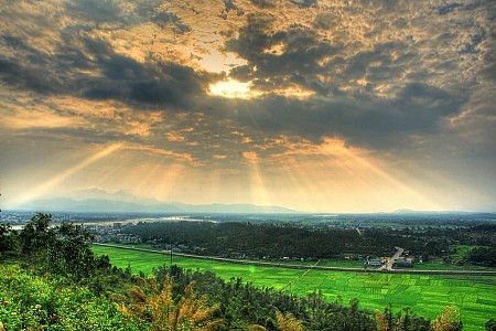 Thiên Bút phê vân- Quảng Ngãi Thiên Bút phê vân- Quảng Ngãi