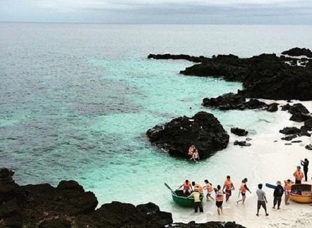 Văn hóa ứng xử trong trải nghiệm biển đảo Lý Sơn Văn hóa ứng xử trong trải nghiệm biển đảo Lý Sơn