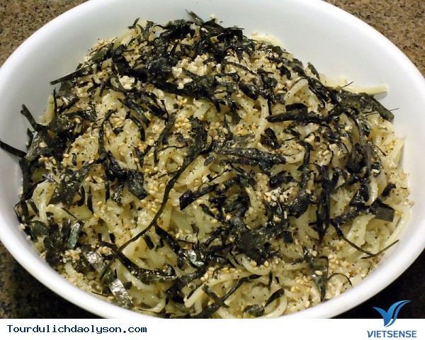 Mùa trứng cá chuồn Biển Đảo Lý Sơn - Ảnh 2 Mùa trứng cá chuồn Biển Đảo Lý Sơn - Ảnh 2