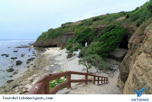 Ngắm thềm chùa đá trên biển đảo Lý Sơn - Ảnh 2