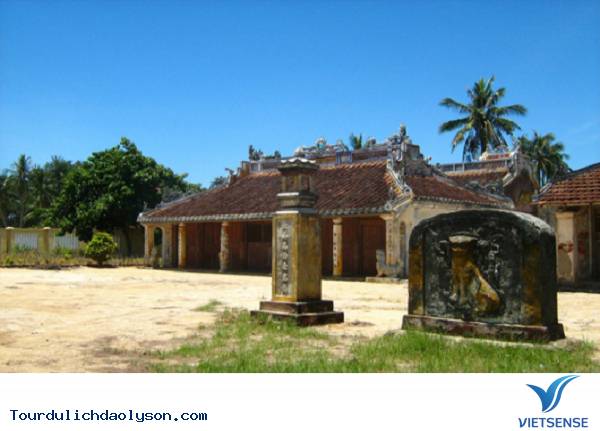 Những điểm đến bạn nên biết tại biển đảo Lý Sơn - Ảnh 2 Những điểm đến bạn nên biết tại biển đảo Lý Sơn - Ảnh 2