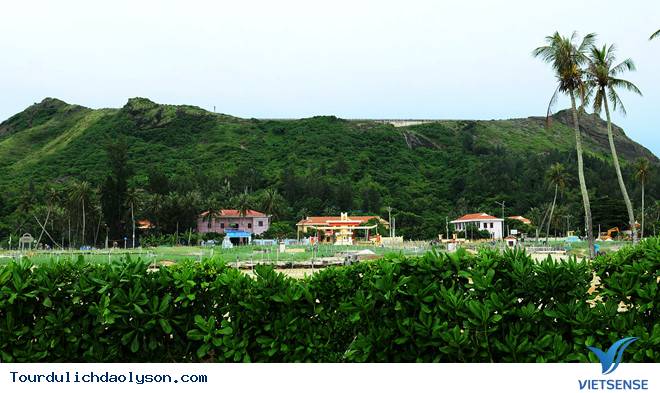 10 miệng núi lửa trên đảo Lý Sơn - Ảnh 1 10 miệng núi lửa trên đảo Lý Sơn - Ảnh 1