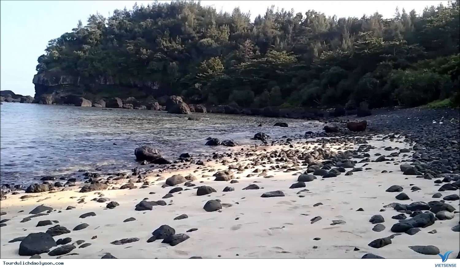 Ba Làng An vẻ đẹp biển đảo Lý Sơn - Ảnh 3 Ba Làng An vẻ đẹp biển đảo Lý Sơn - Ảnh 3