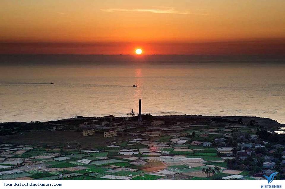 Chiêm ngưỡng đảo Lý Sơn từ những cánh dù lượn - Ảnh 10 Chiêm ngưỡng đảo Lý Sơn từ những cánh dù lượn - Ảnh 10