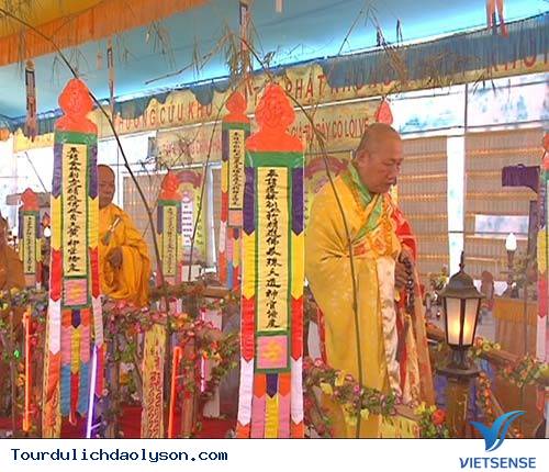 Tiếng chuông yên bình