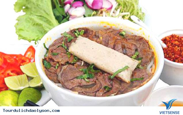 Đặc sản bún bò giò heo xứ Quảng - Ảnh 1 Đặc sản bún bò giò heo xứ Quảng - Ảnh 1