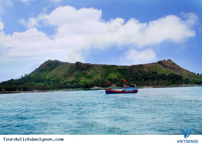 Đảo Lý Sơn khuyến khích trồng cây xanh lưu niệm - Ảnh 1