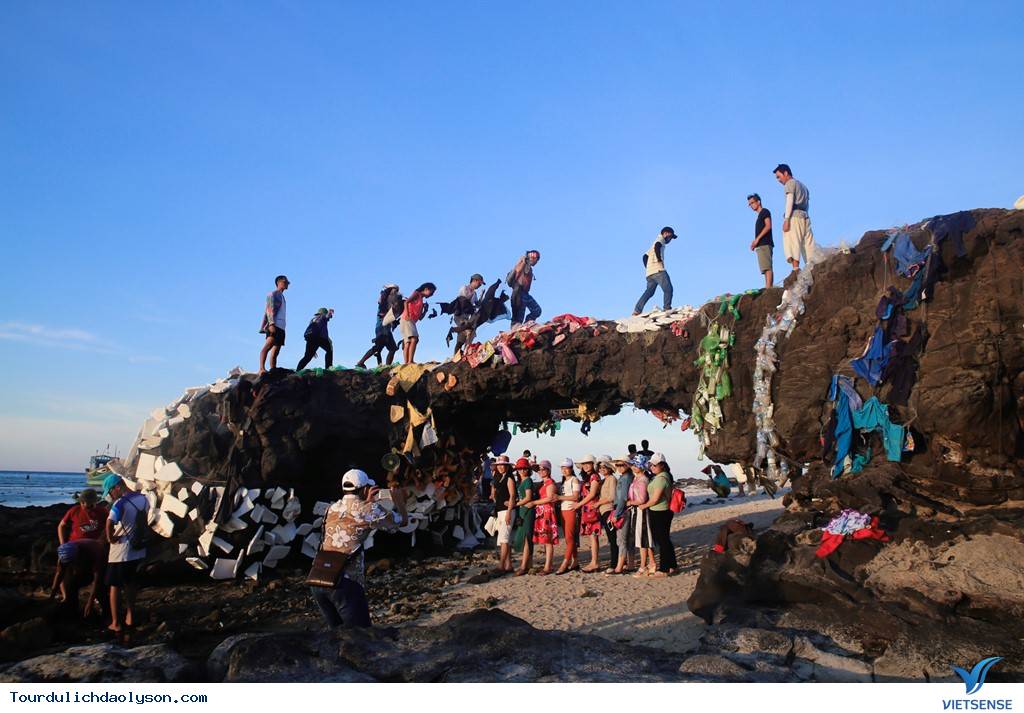 Đầu xuân khách ra đảo Lý Sơn tăng đột biến - Ảnh 3 Đầu xuân khách ra đảo Lý Sơn tăng đột biến - Ảnh 3