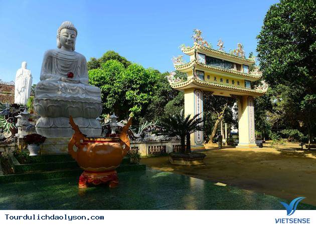 Di tích Dinh bà Thiên Y A Na- Đảo Lý Sơn - Ảnh 1 Di tích Dinh bà Thiên Y A Na- Đảo Lý Sơn - Ảnh 1