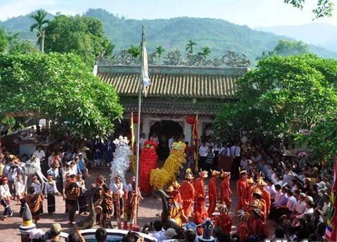 Điện Trường Bà - Lý Sơn Điện Trường Bà - Lý Sơn