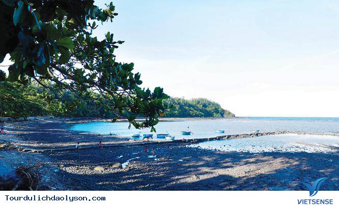 Gành Lá Ngái đảo Lý Sơn- Quảng Ngãi - Ảnh 1