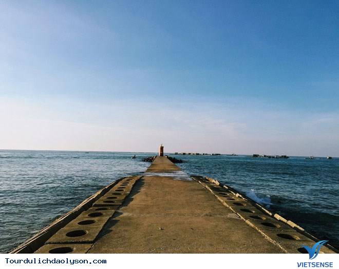 Giới trẻ sống ảo với Hòn Mù Cu- Đảo Lý Sơn - Ảnh 2 Giới trẻ sống ảo với Hòn Mù Cu- Đảo Lý Sơn - Ảnh 2