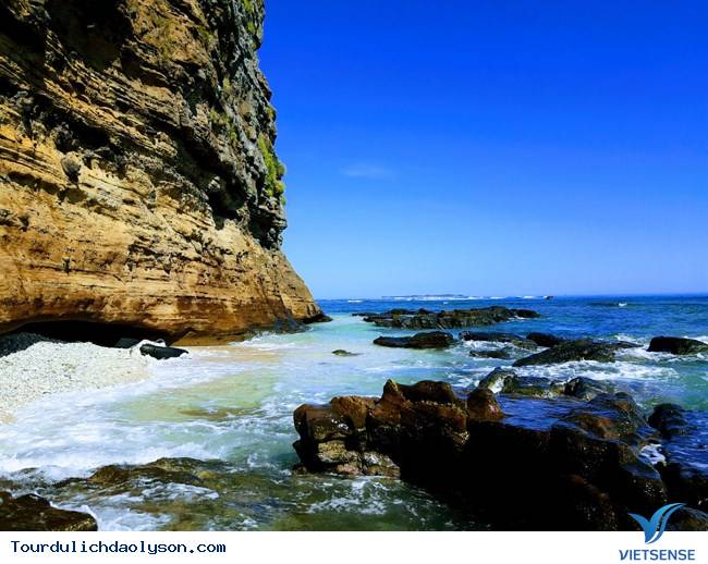 Hang Câu Lý Sơn điểm đến hút khách nhất tại đảo - Ảnh 3