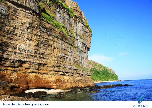 Hang Câu Lý Sơn điểm đến hút khách nhất tại đảo - Ảnh 4