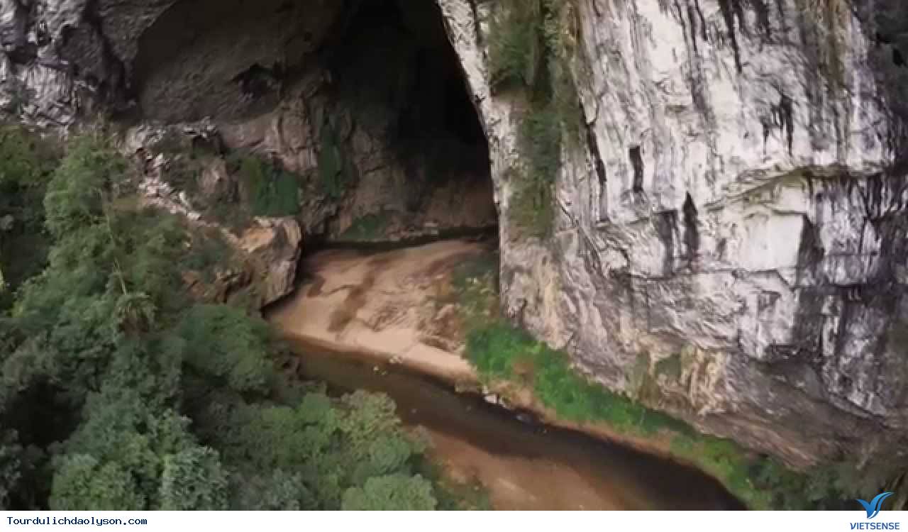 Hang Én điểm đến không thể bỏ qua khi đi thăm quan Lý Sơn - Ảnh 2 Hang Én điểm đến không thể bỏ qua khi đi thăm quan Lý Sơn - Ảnh 2