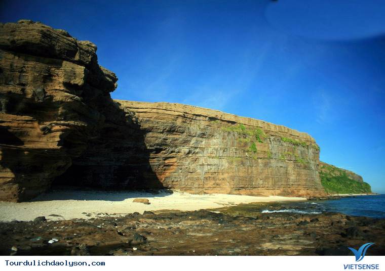 Hồ nước ngọt trên đỉnh núi Thới Lới đảo Lý Sơn - Ảnh 5 Hồ nước ngọt trên đỉnh núi Thới Lới đảo Lý Sơn - Ảnh 5