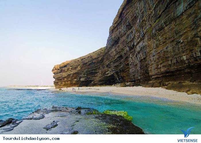 Hoà mình vào làn nước trong xanh