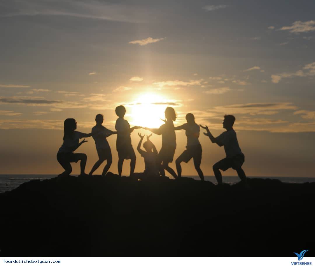 Hoàng hôn ở Hang Câu, Lý Sơn