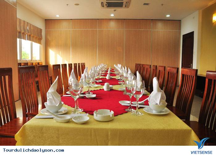 Khách sạn Cẩm Thành- Quảng Ngãi