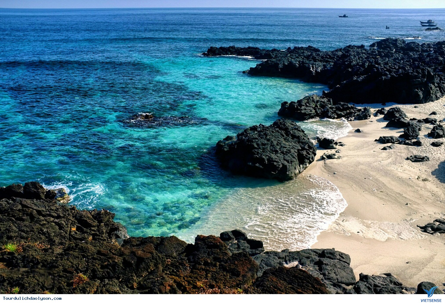 Khám phá cảnh đẹp Lý Sơn - Ảnh 1