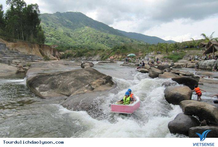 Hành trính khám phá vẻ đẹp của suối Lâm xứ Quảng - Ảnh 1