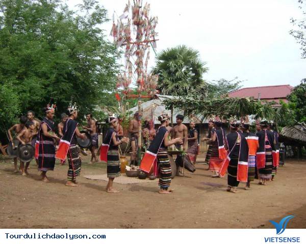 Lễ cầu mưa của người Hrê ở Ba Thành Quảng Ngãi - Ảnh 4