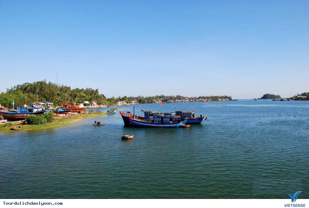 Lễ hoàn nguyện bên bờ sông Trà Bồng - Ảnh 2 Lễ hoàn nguyện bên bờ sông Trà Bồng - Ảnh 2