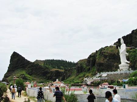 Lý Sơn- Hòn đảo thiên đường hot nhất mùa hè - Ảnh 3 Lý Sơn- Hòn đảo thiên đường hot nhất mùa hè - Ảnh 3