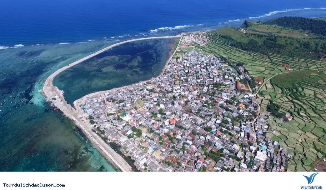 Ngắm thiên đường biển đảo Lý Sơn từ trên cao - Ảnh 1