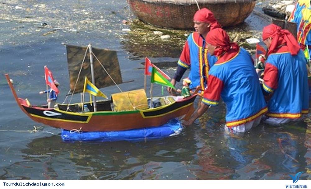 Nghi Lễ khao lề thế lính Hoàng Sa - Ảnh 1