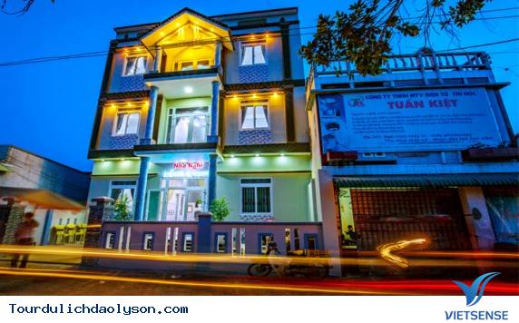 Nhà nghỉ Hồng Quang - Lý Sơn