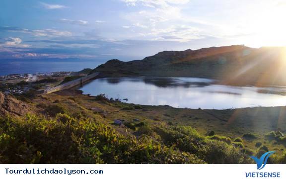 Những miệng núi lửa cổ ở vùng biển Quảng Ngãi - Ảnh 3