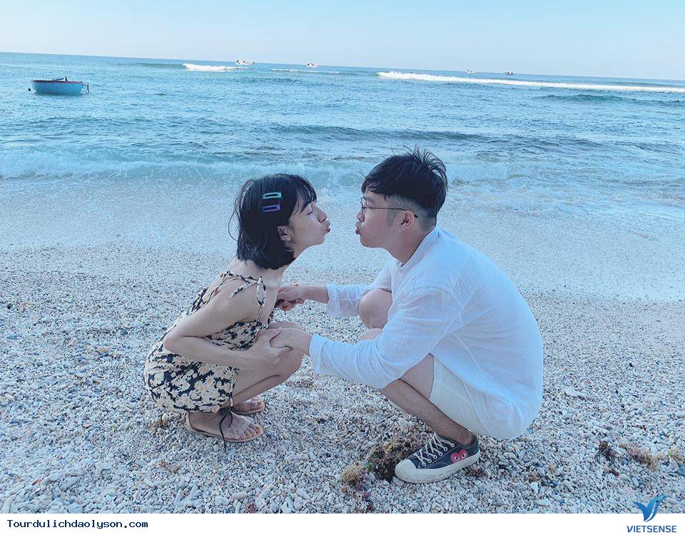 Lý Sơn vẫn luôn đáng yêu như thế qua các bức hình của cặp đôi lầy tới bến - Ảnh 3 Lý Sơn vẫn luôn đáng yêu như thế qua các bức hình của cặp đôi lầy tới bến - Ảnh 3