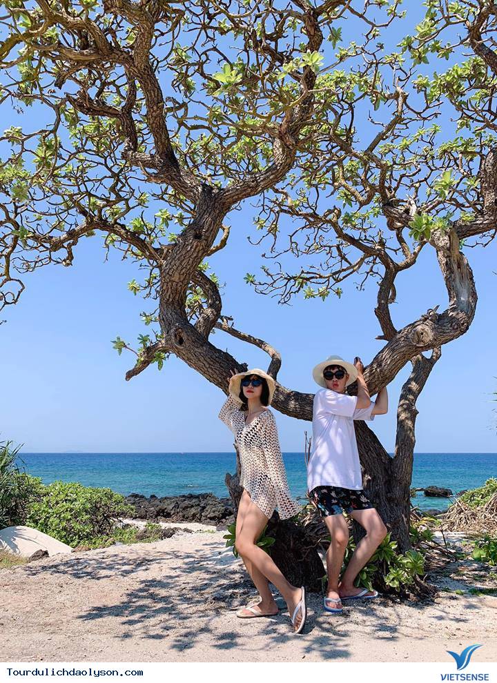 Lý Sơn vẫn luôn đáng yêu như thế qua các bức hình của cặp đôi lầy tới bến - Ảnh 8 Lý Sơn vẫn luôn đáng yêu như thế qua các bức hình của cặp đôi lầy tới bến - Ảnh 8