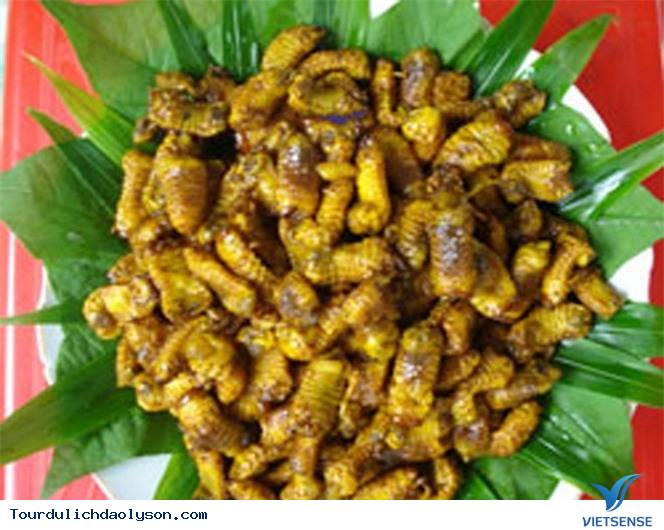 Sùng đất món ăn dân dã xứ Quảng - Ảnh 1 Sùng đất món ăn dân dã xứ Quảng - Ảnh 1