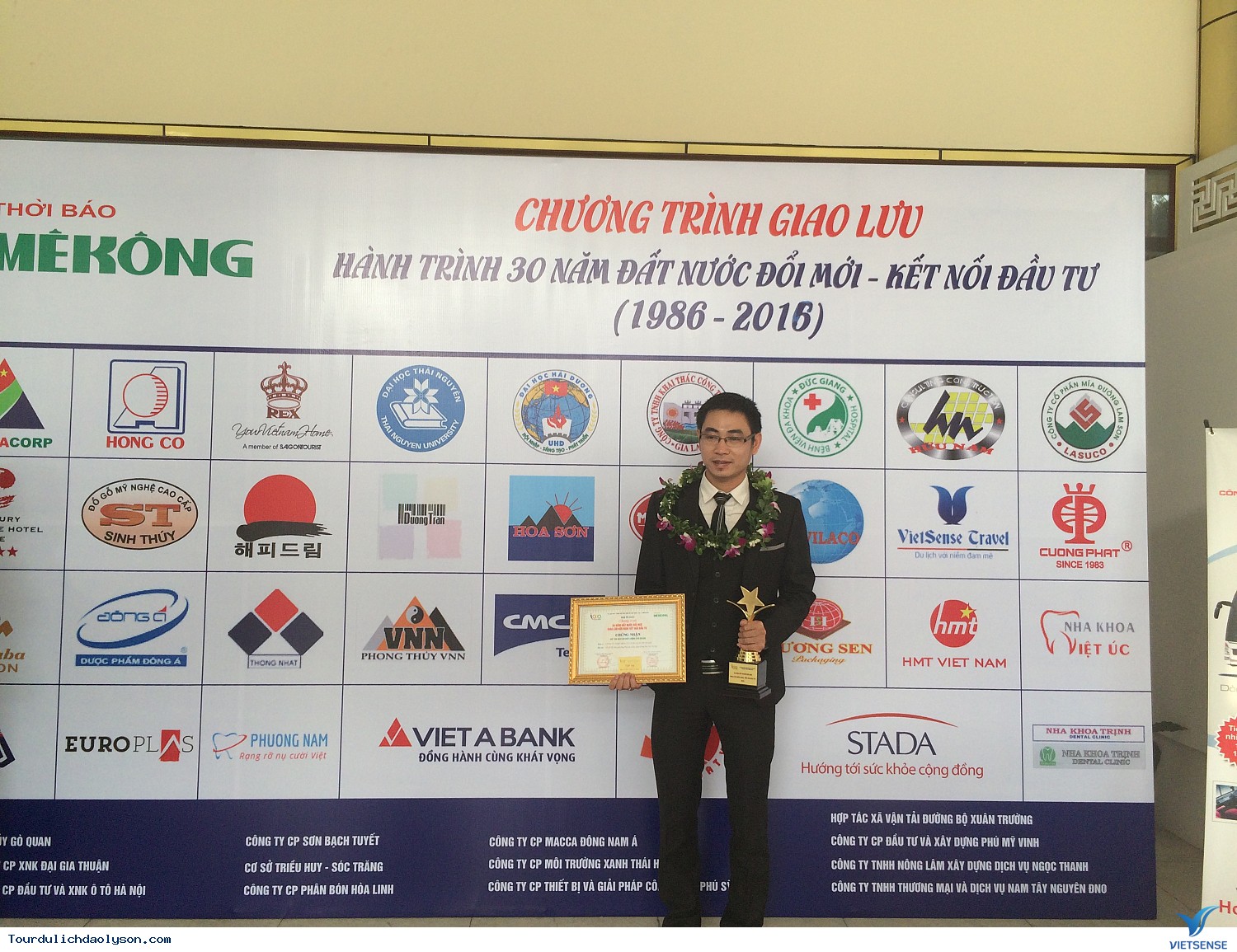 VIETSENSE TRAVEL ĐÓN NHẬN VINH DANH  TOP 100 SẢN PHẨM - DỊCH VỤ CHẤT LƯỢNG CAO ASEAN - Ảnh 4