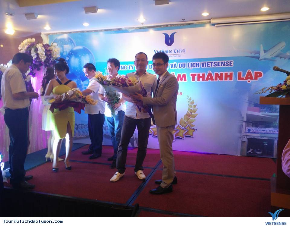 VietSense Travel Hân Hoan Kỷ Niệm 5 Năm Thành Lập - Ảnh 5 VietSense Travel Hân Hoan Kỷ Niệm 5 Năm Thành Lập - Ảnh 5