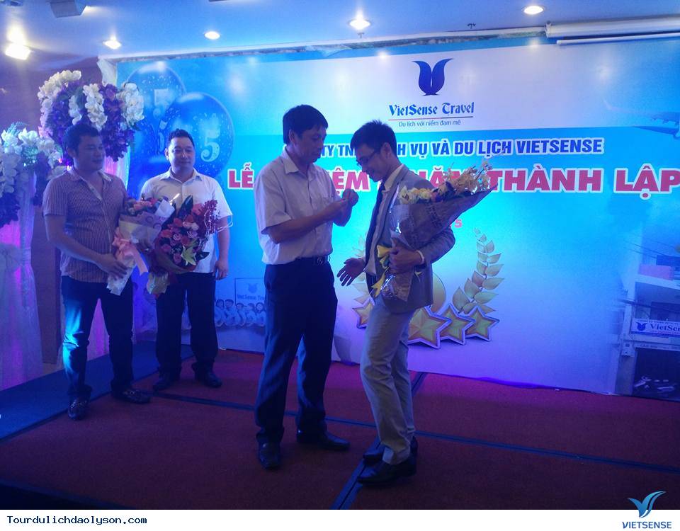 VietSense Travel Hân Hoan Kỷ Niệm 5 Năm Thành Lập - Ảnh 6 VietSense Travel Hân Hoan Kỷ Niệm 5 Năm Thành Lập - Ảnh 6