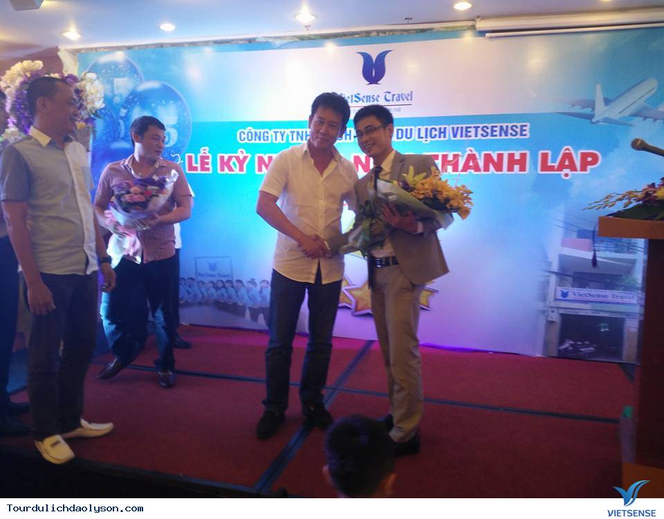 VietSense Travel Hân Hoan Kỷ Niệm 5 Năm Thành Lập - Ảnh 4 VietSense Travel Hân Hoan Kỷ Niệm 5 Năm Thành Lập - Ảnh 4